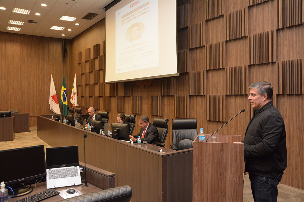 Not---Palestra-Abrame---juiz-Marcelo-Badaro---Desmistificando-a-reuniao-mediunica10.jpg