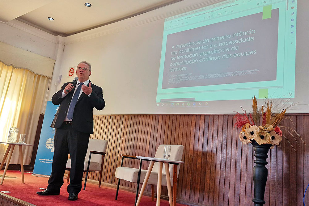 Not---Encontro-regional-em-JF-Acolhimento-Institucional-e-Familiar.jpg
