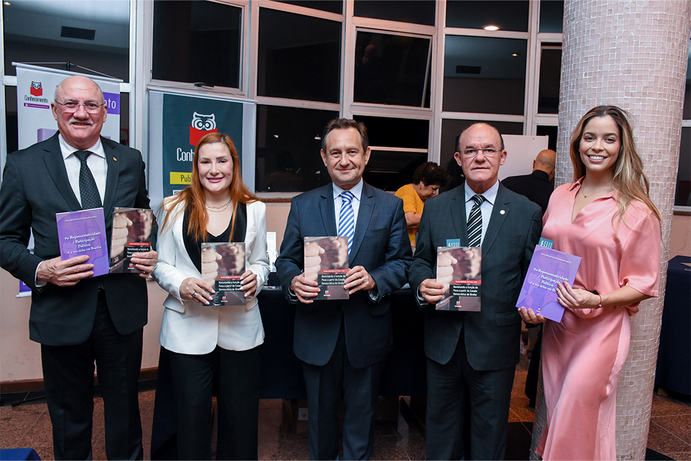 Not---Seminario-Instituicoes-Sociais_-Direito-e-Democracia._1.jpg
