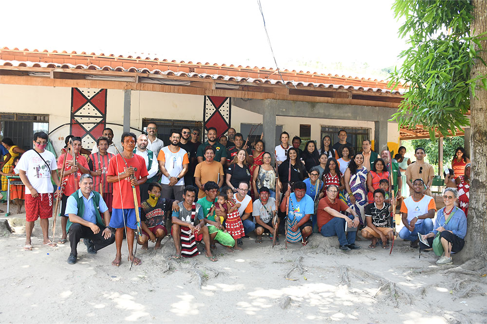Not-Maxakalis-Grupo-aldeia-Floresta.jpg