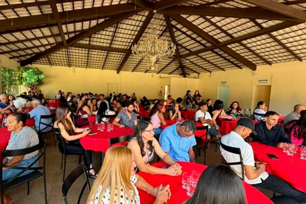 Not-2---Casamento-Comunitario-em-Ervalia.jpg