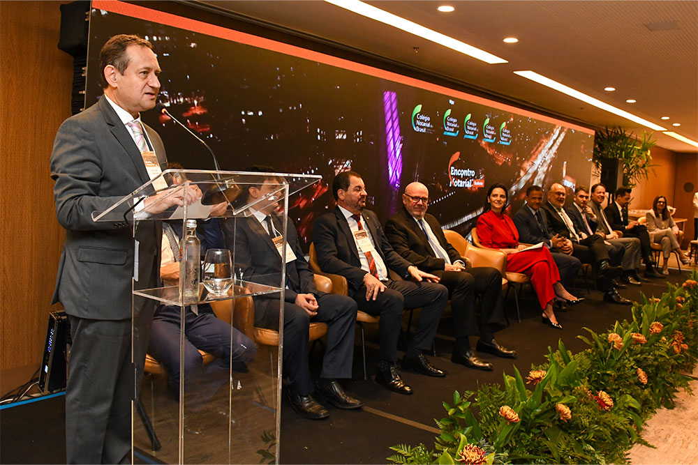 Not-Encontro-Colegio-Notarial--PresCorreaJr.jpg