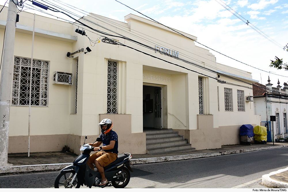 noticia7-fachada-forum-caete-07.02.2020.jpg