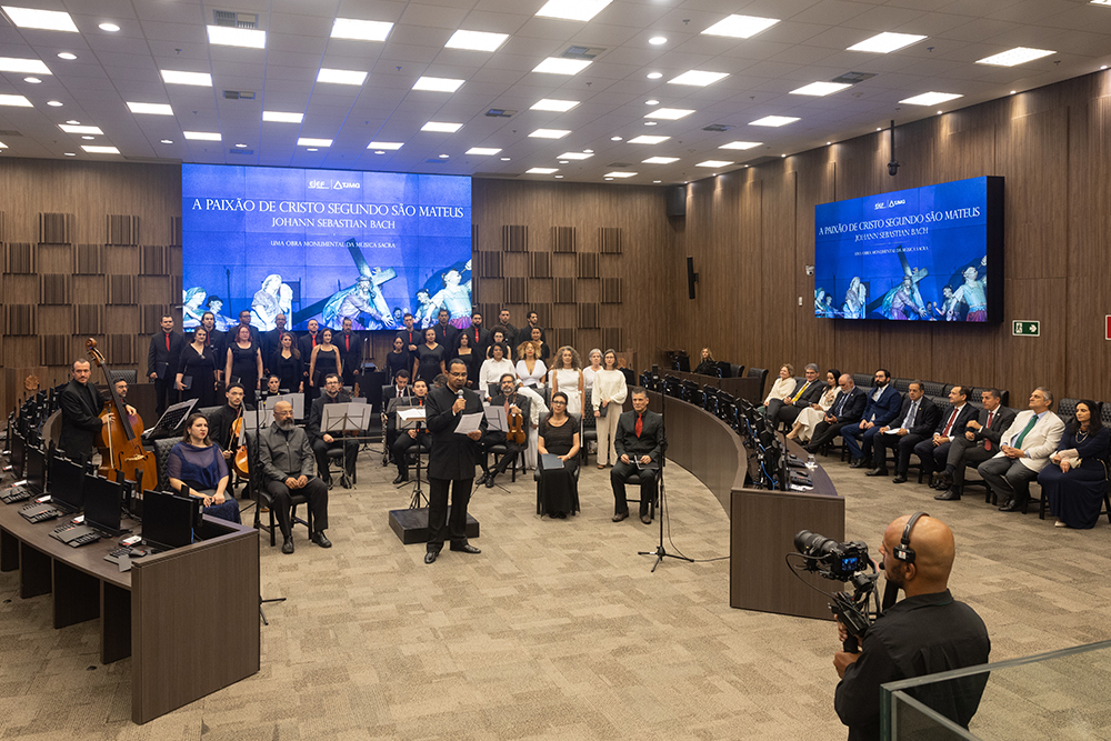 Not 1 Apresentacao Orquestra e Coral Paixao de Cristo.jpg