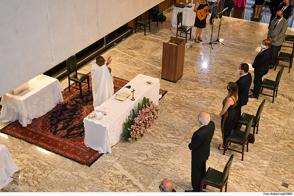 noticia5-missa-sede.jpg