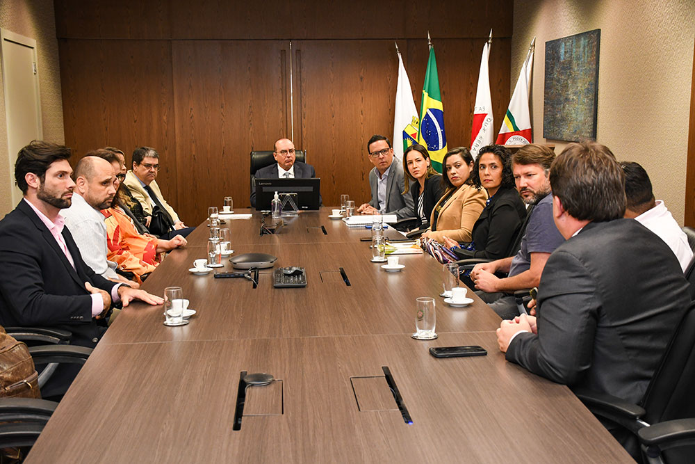 Not-reuniao-adocao.jpg