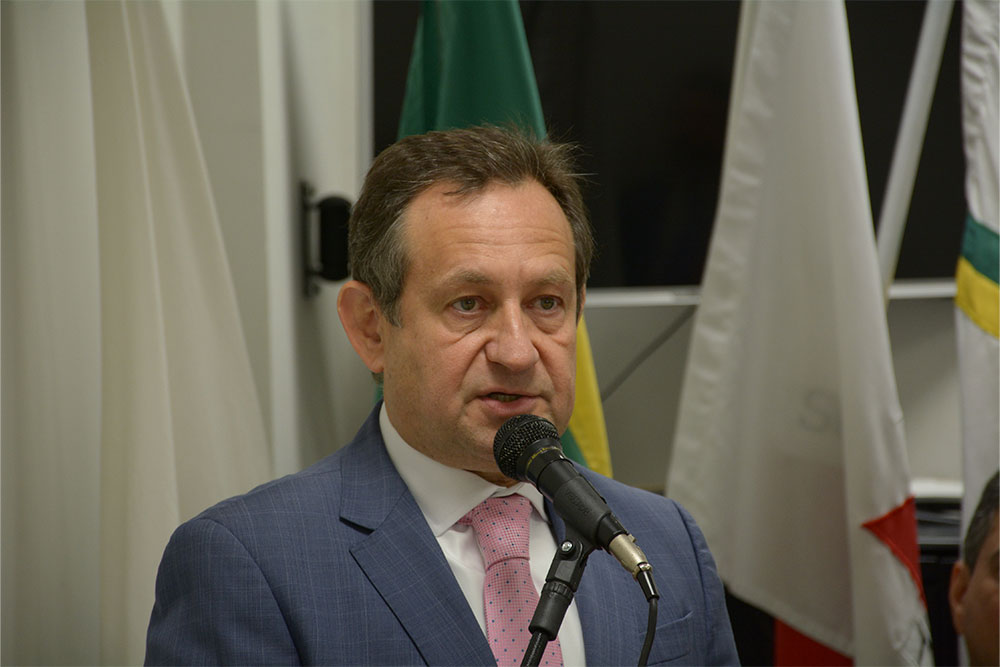 Not-UAA-Joao-Pinheiro-11-Presidente-Correa-Junior.jpg