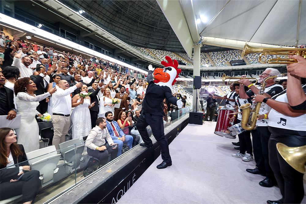 Not-Casamento-coletivo-na-Arena-MRV11.jpg