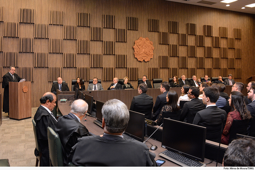noticia4-posse-novos-juizes-29.08.19.jpg