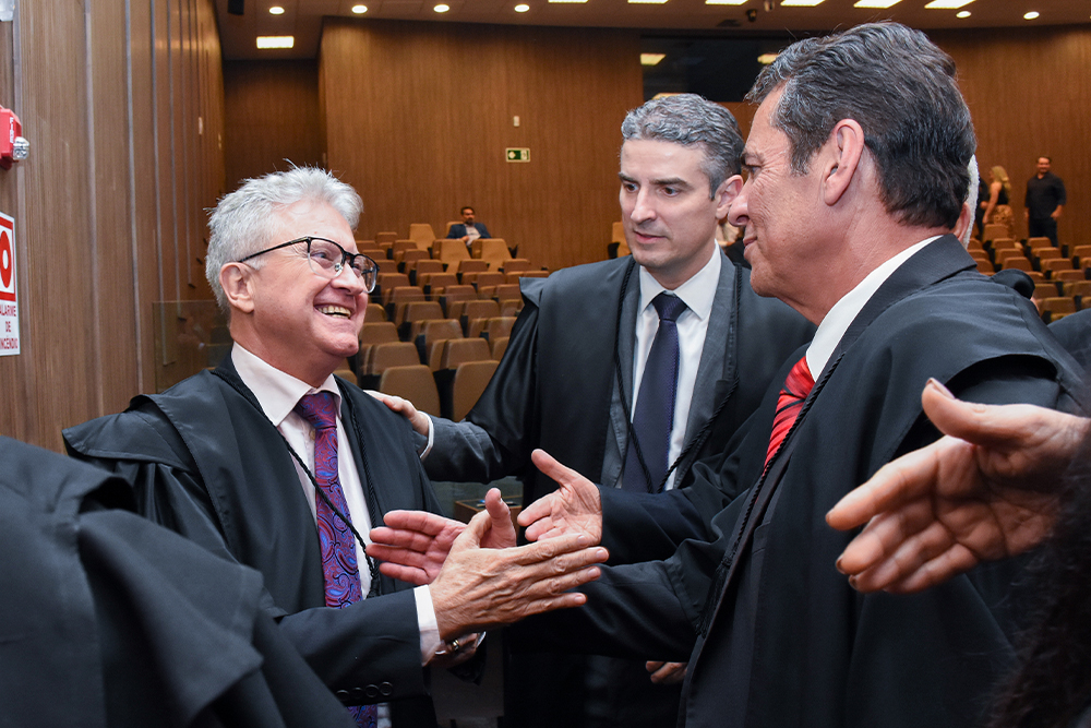 Not----Des-Salvio-Chaves-Sessao-do-pleno-p-escolha-de-novos-ocupantes-doTRE-MG._1.jpg
