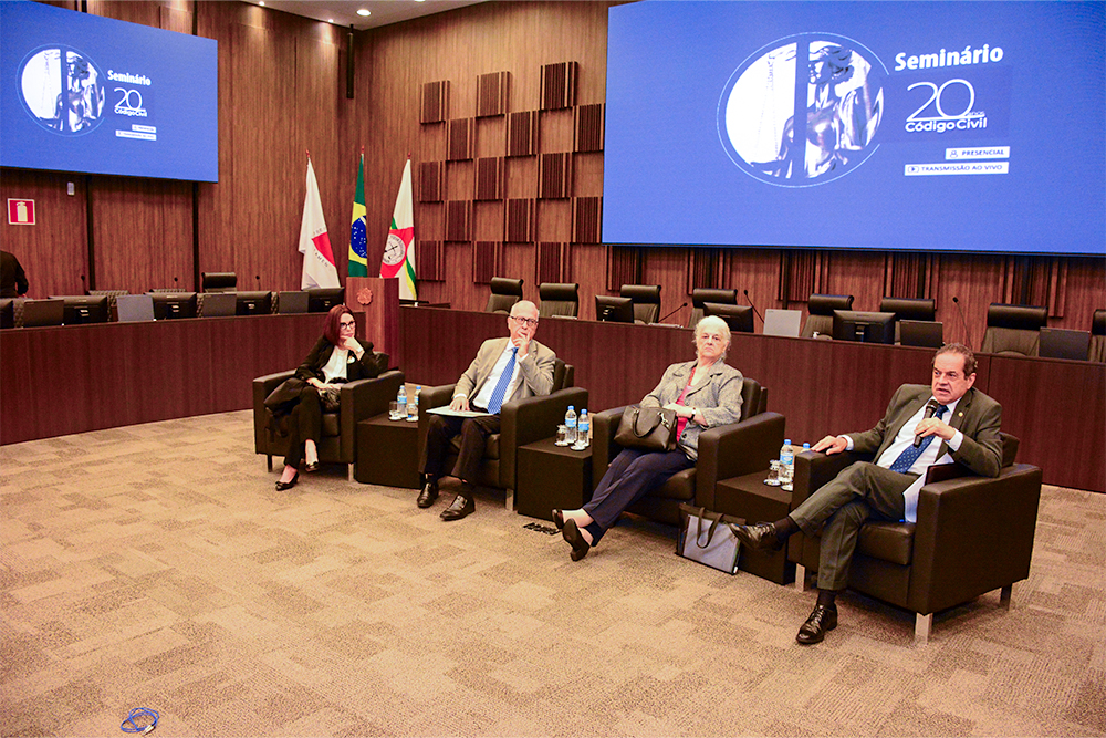 Not---Seminario-20-anos-Codigo-Civil---18--.jpg