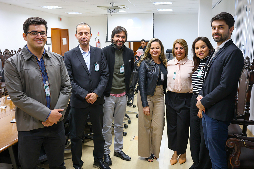 Not---TJMG-visita-Judiciario-de-SC._1.jpg