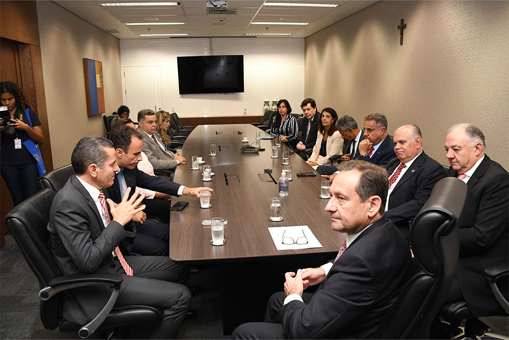 Not---PGJ-Assina-a-Formacao-do-GT-para-Combate-a-Fome-2.jpg