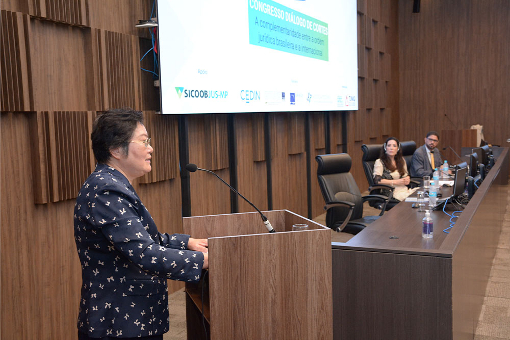 Not - Palestra-III-do-Diálogo-das-Cortes-Palestrante-Xue-Hanqin3