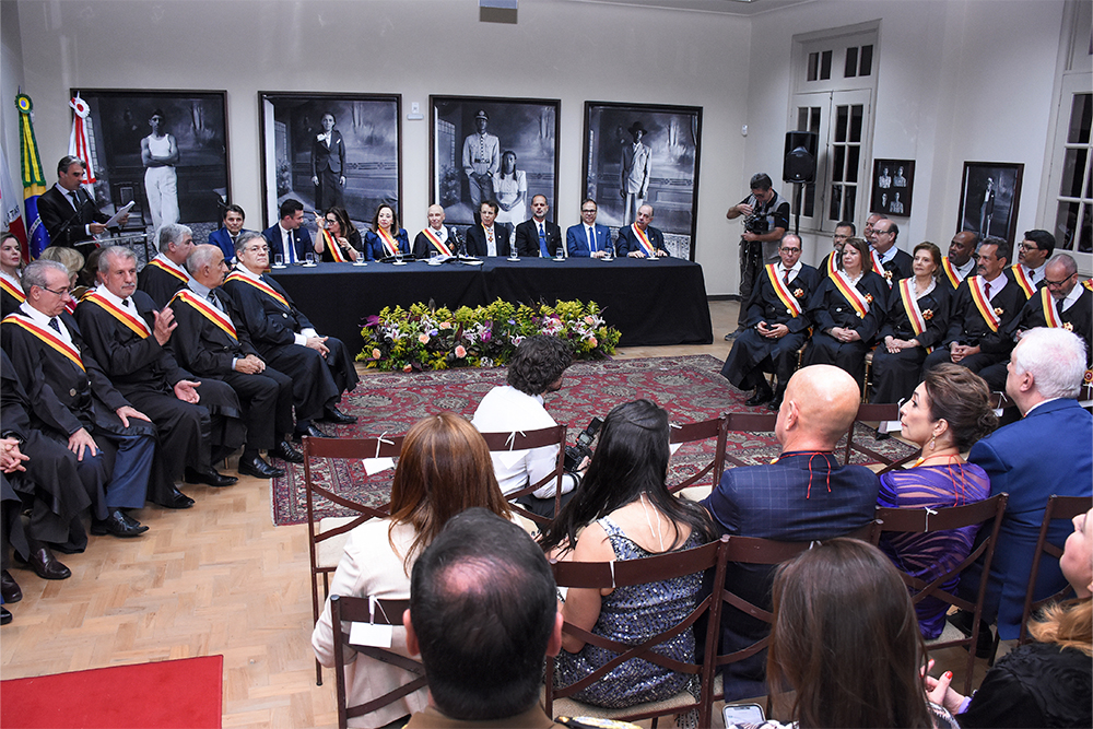 Not---Des-Pedro-Bernardes-rep-Pres-na-Ordem-do-Merito-do-TRT3._3.jpg