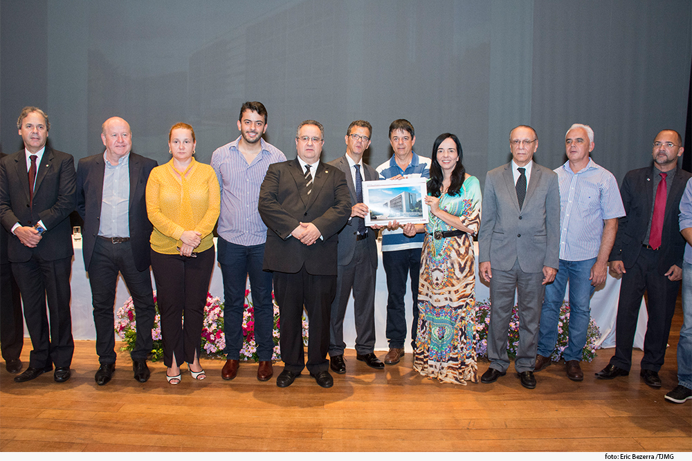 noticia08-_-novo--forum-ibirite-21-12-18.jpg