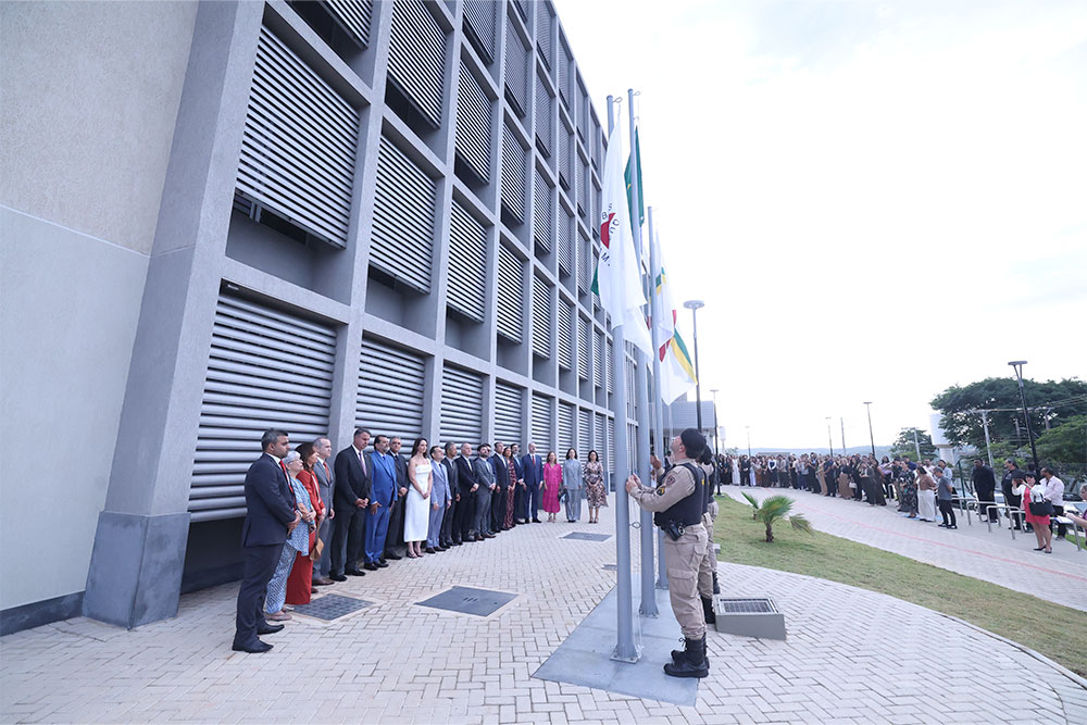 Not-Inauguracao-do-Forum-de-Vespasiano.jpg