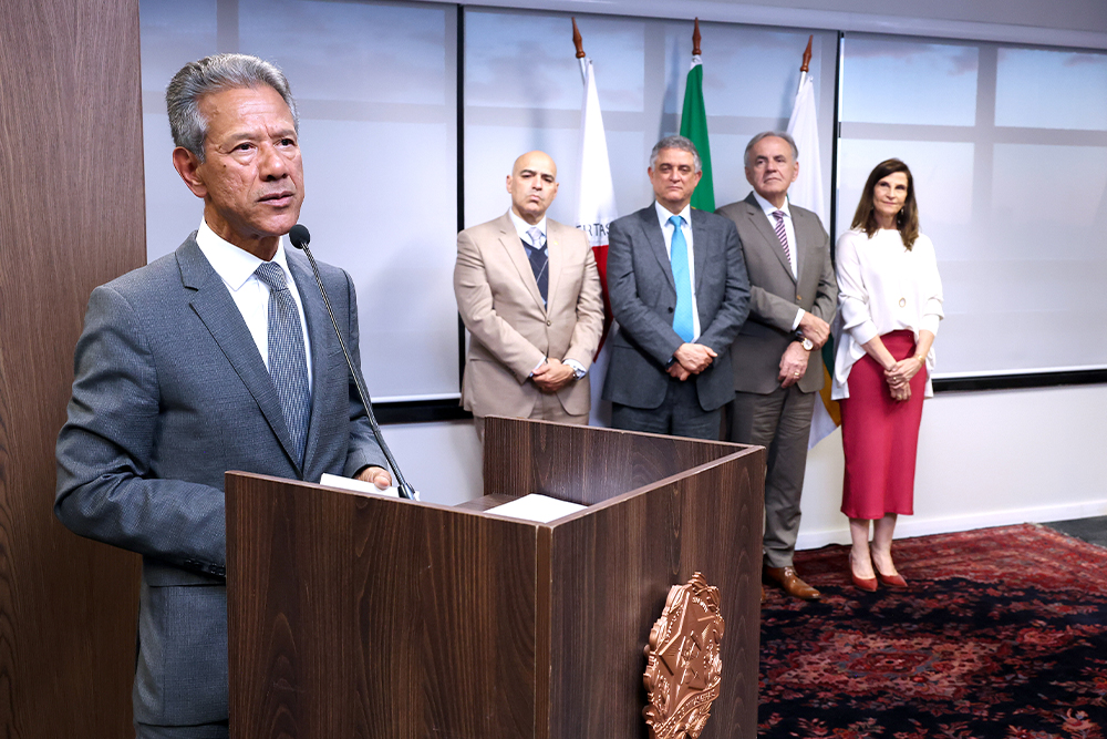 Not-Entrada-em-exercicio-dos-superintendentes2.jpg