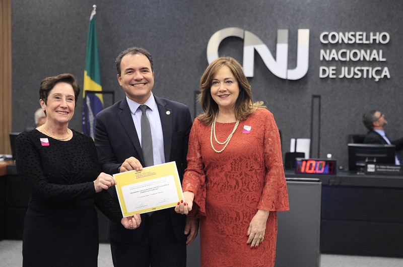 not-anapaula-evangelina-cnj.jpg