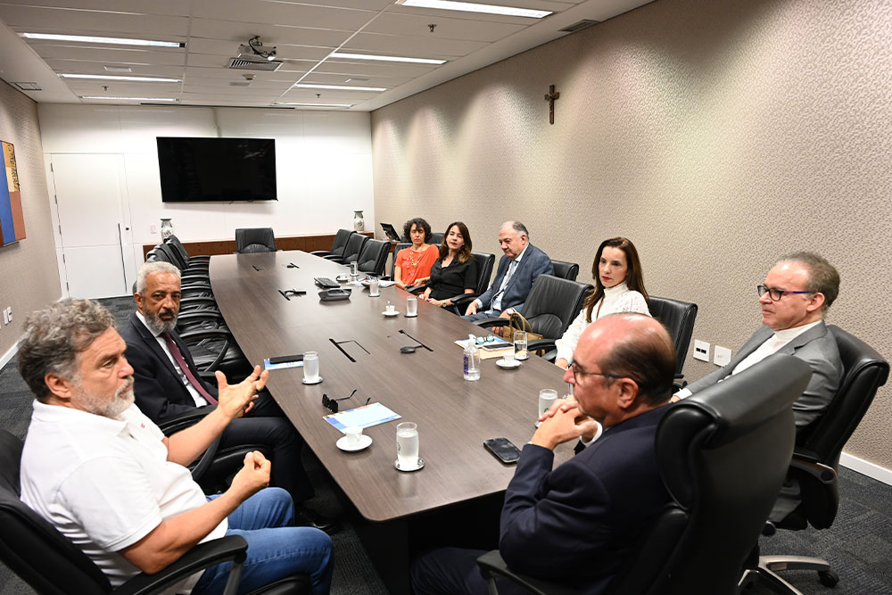 Not-2---Visita-Marcos-Frota.jpg
