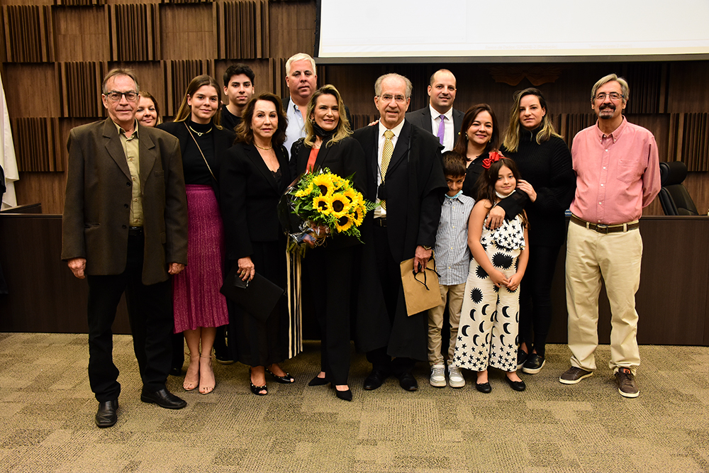 not---despedida-washington---JOSE-WASHINGTON-COM-FAMILIARES----12.07.22.jpg
