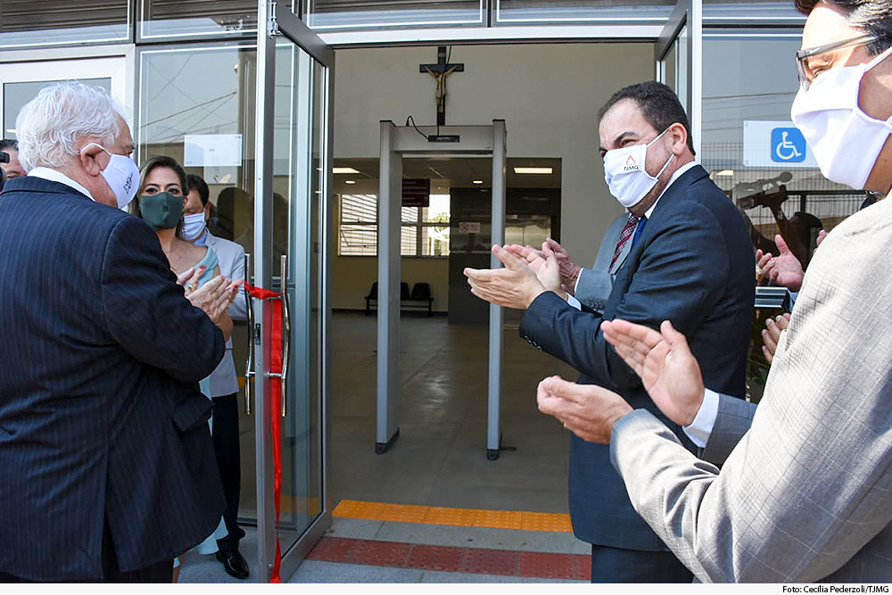 noticia5-forum-carmo-do-rio-claro.jpg