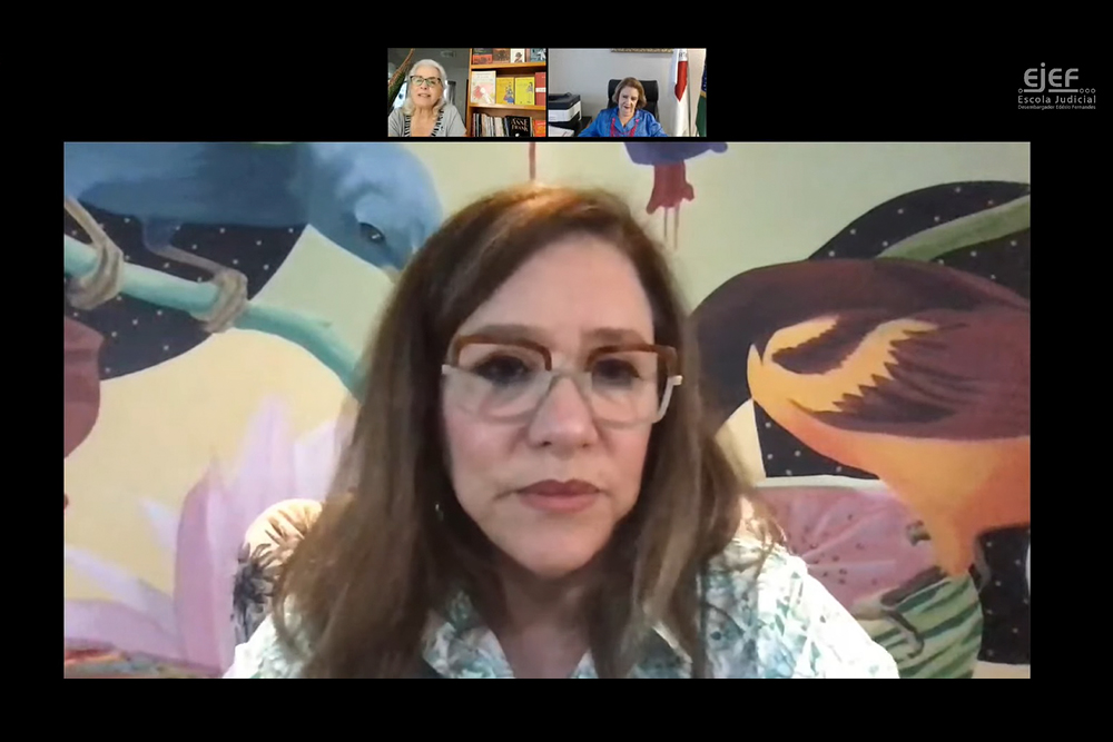 NOT---LIVE-EJEF-As-meninas-na-literatura-para-criancas-e-jovens---ROSANA-MONTALVERNE.jpg