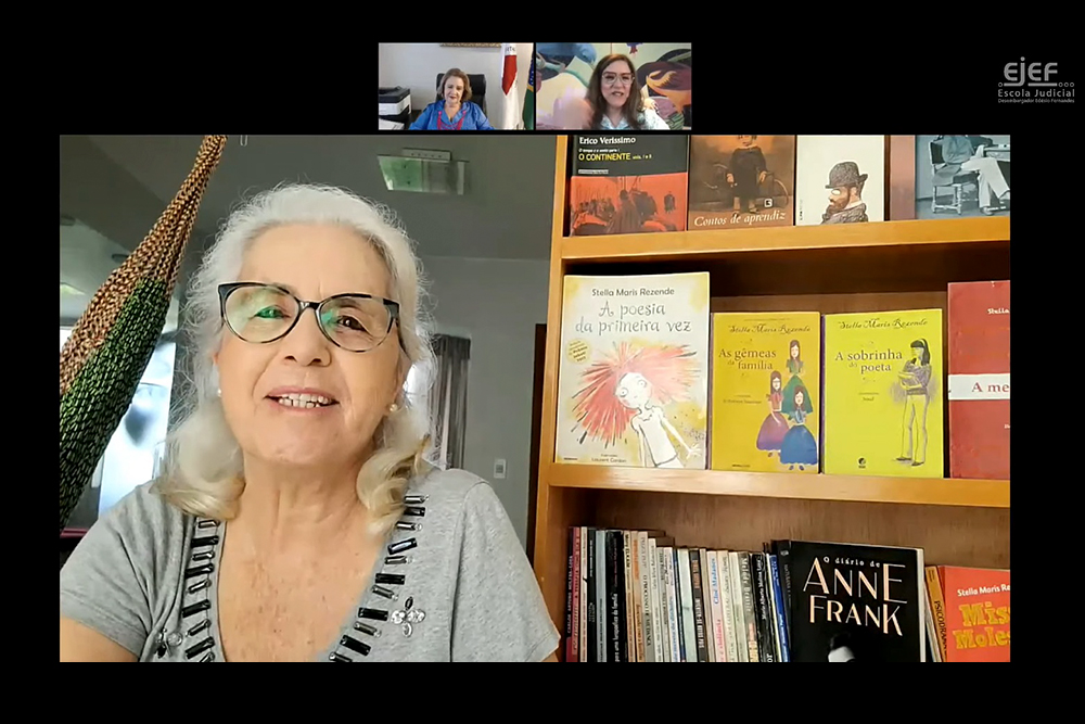 NOT----LIVE-EJEF-As-meninas-na-literatura-para-criancas-e-jovens---Stela-Maris-de-Rezende.jpg