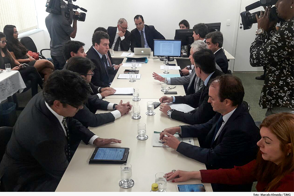 noticia1-audiencia-forum.jpg