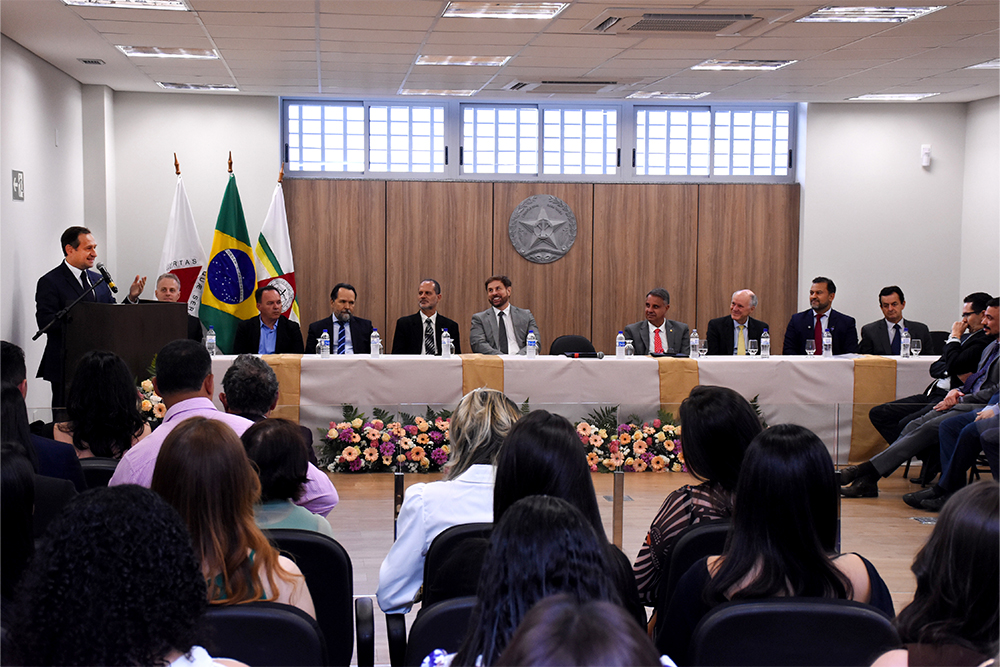 Not--Inauguracao-do-forum-de-Mateus-Leme.14.jpg