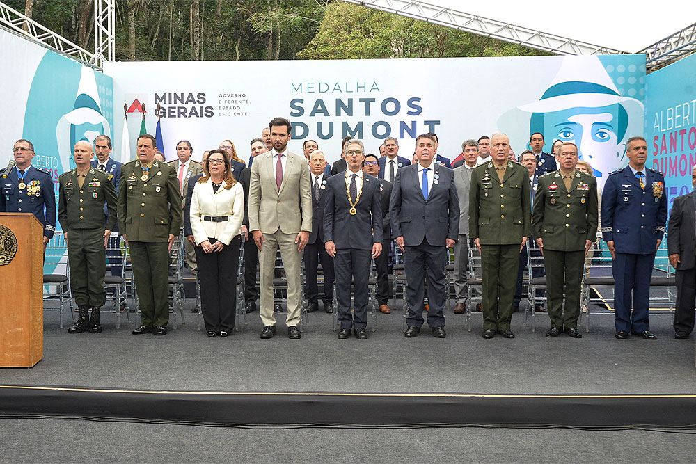 Not---entrega-de-medalha-Santos-Dumont.jpg