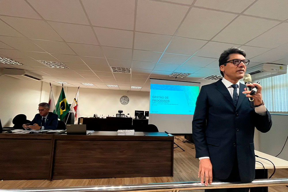 Not-6---Oficina-Juridica-e-Gerencial-no-Nucleo-de-Janauba.jpg