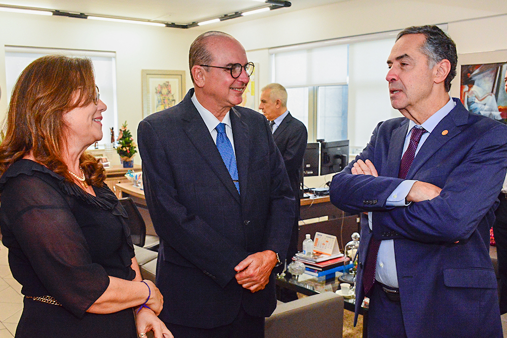 not---Visita-Min.-Barroso-TRF-6--2-.jpg