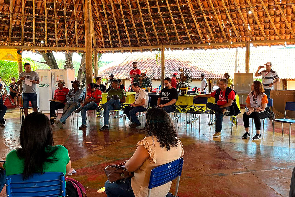 Not---CEJUSC-Itinerante-interior-de-Minas-e-a-Comunidade-indigena-Xakriaba5.jpg