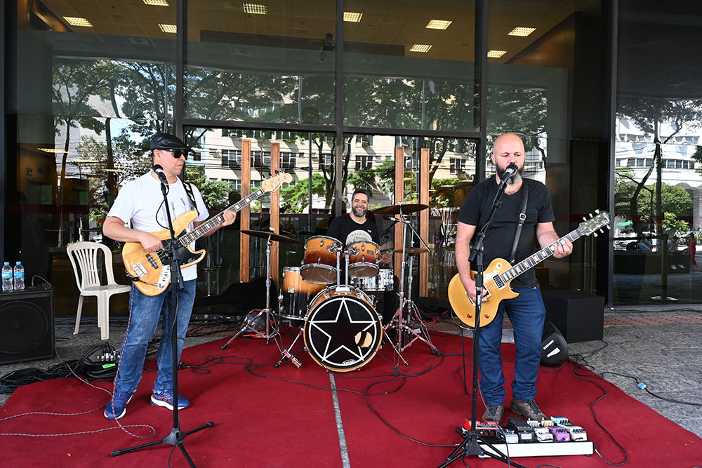 Not-1---Intervalo-Cultural-Max-Rock-Trio.jpg