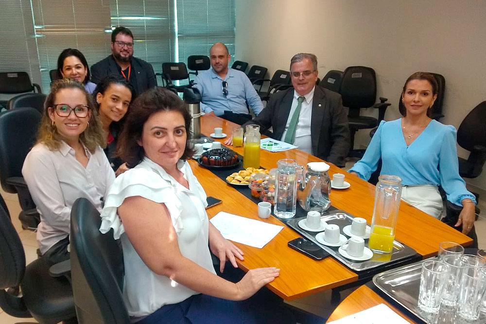 Not---Reuniao-do-3-vice_-des-Rogerio-Medeiros.-Regularizacao-de-lotes-urbanos..jpg