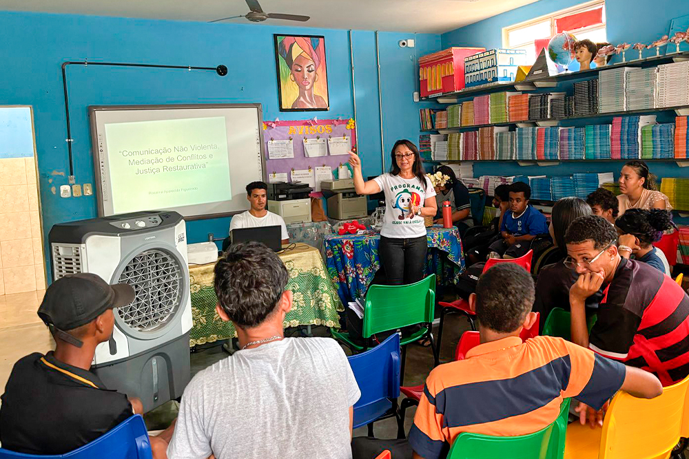 Not----Cejusc-Vai-a-Escola-2-.jpg