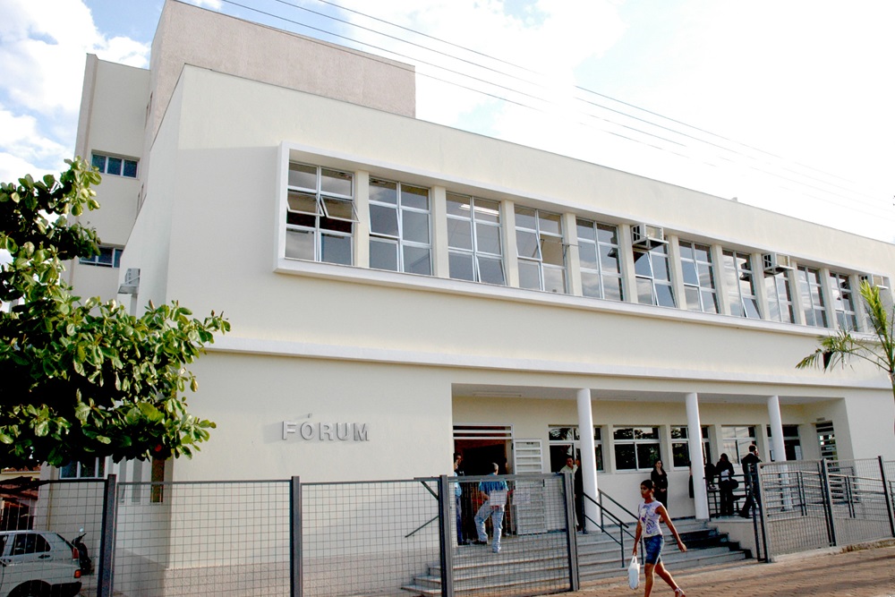 Not Forum Comarca de Paracatu.JPG