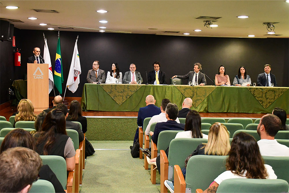 Not-CongressoIBERC-manha-mesa-abertura.jpg