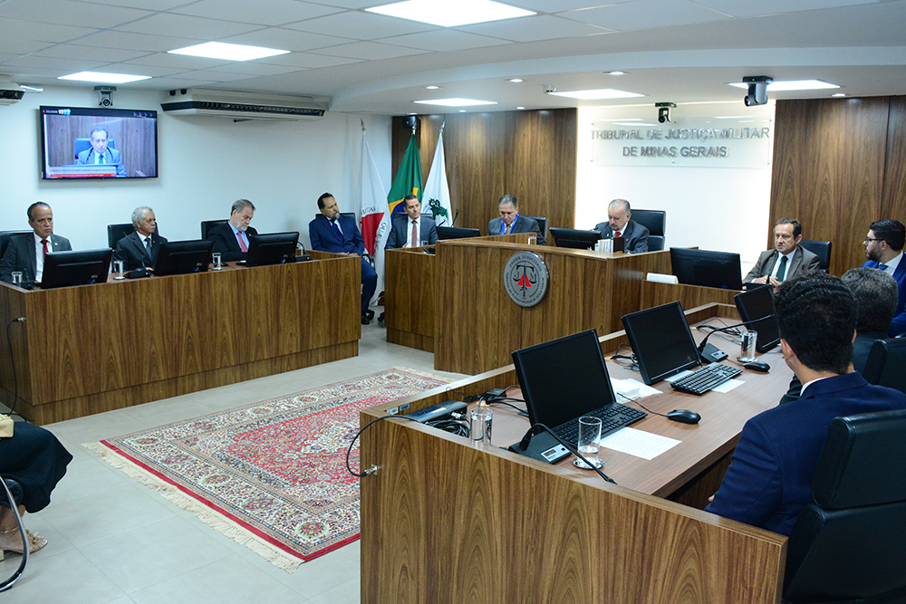 Not-3---Assinatura-Cooperacao-TJ-e-TJM-Medalha-Ministro-Afranio-Vilela.jpg