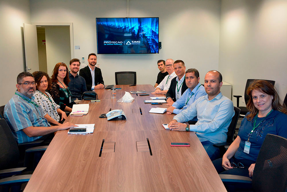 42 - Governanca de Dados - Visita-tecnica-ao-TJMG-para-conhecer-o-Programa-de-Protecao-de-Dados-do-Tribunal.jpg