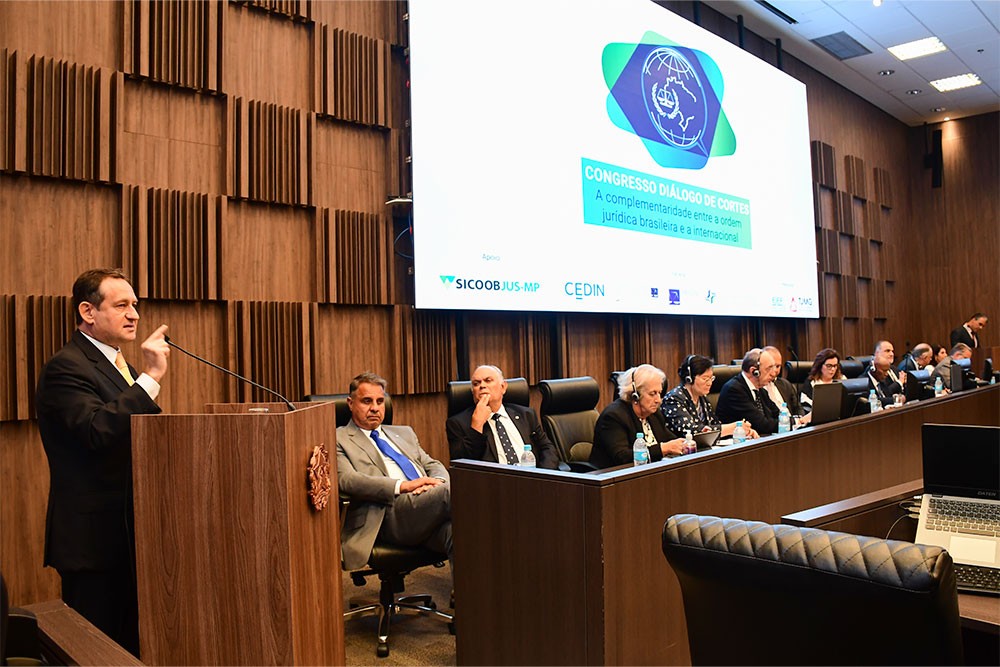 Formacao e capacitacao.jpg