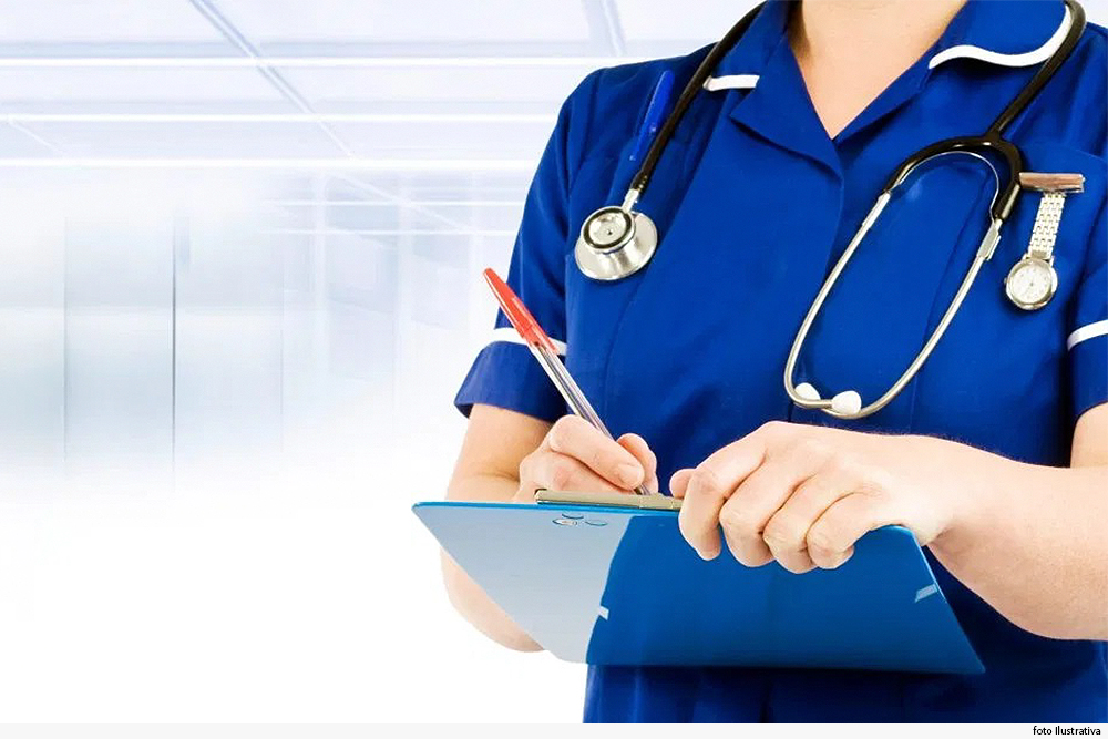 Liminar garante afastamento do trabalho para enfermeira | Novo Portal TJMG