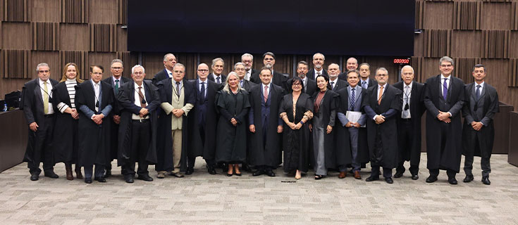 Sessão ordinária do Órgão Especial Última sob a gestão do presidente Corrêa Junior foi precedida por homenagens