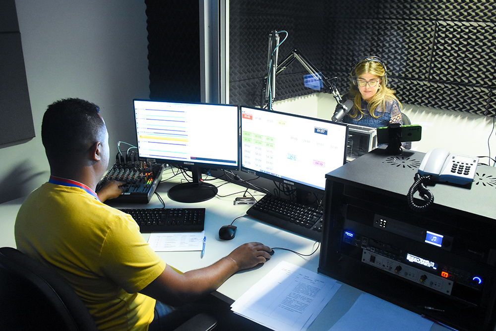 38a - Comunicacao institucional - Radio TJ - Mirna de Moura.jpg