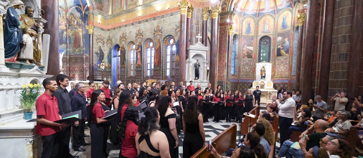 Coral Infantojuvenil se apresentou ao lado do Coro da Osesp no Santuário São José