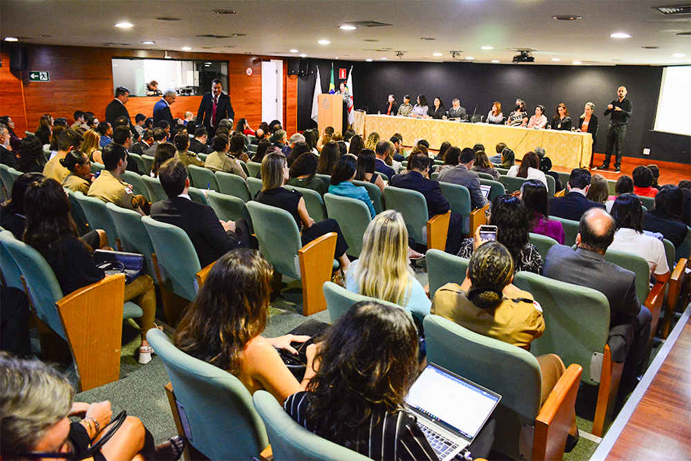 Violencia contra a mulher Justica em Rede1 em baixa Credito Riva Moreira.jpg.jpg