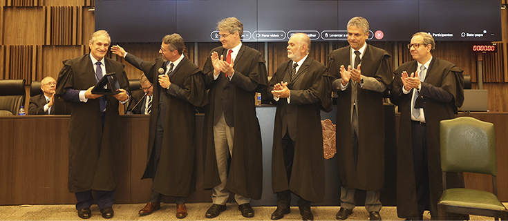 Magistrado participou de sua última sessão na 19ª Câmara Cível