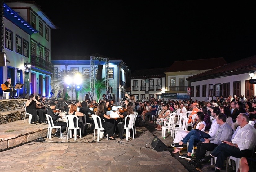 Orquestra jovem e Coral Infantojuvenil_2.jpg
