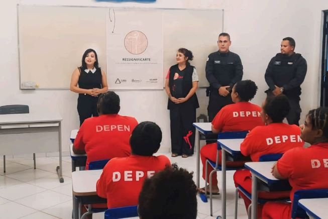 Dimantina - Voluntariado.JPG